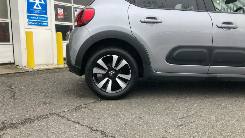 Citroen C3 1.2 PureTech Plus 5dr Petrol Hatchback